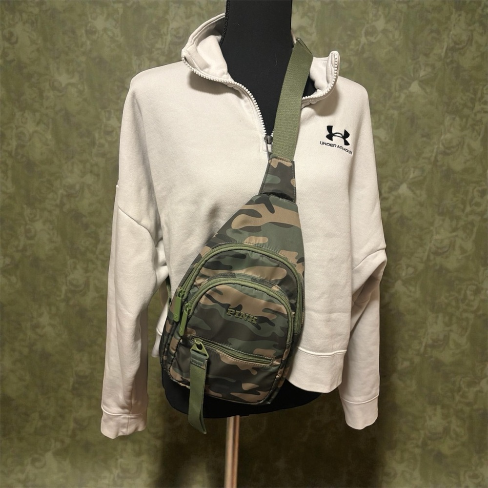 Under Armour off white Pullover - Picture 3 of 6